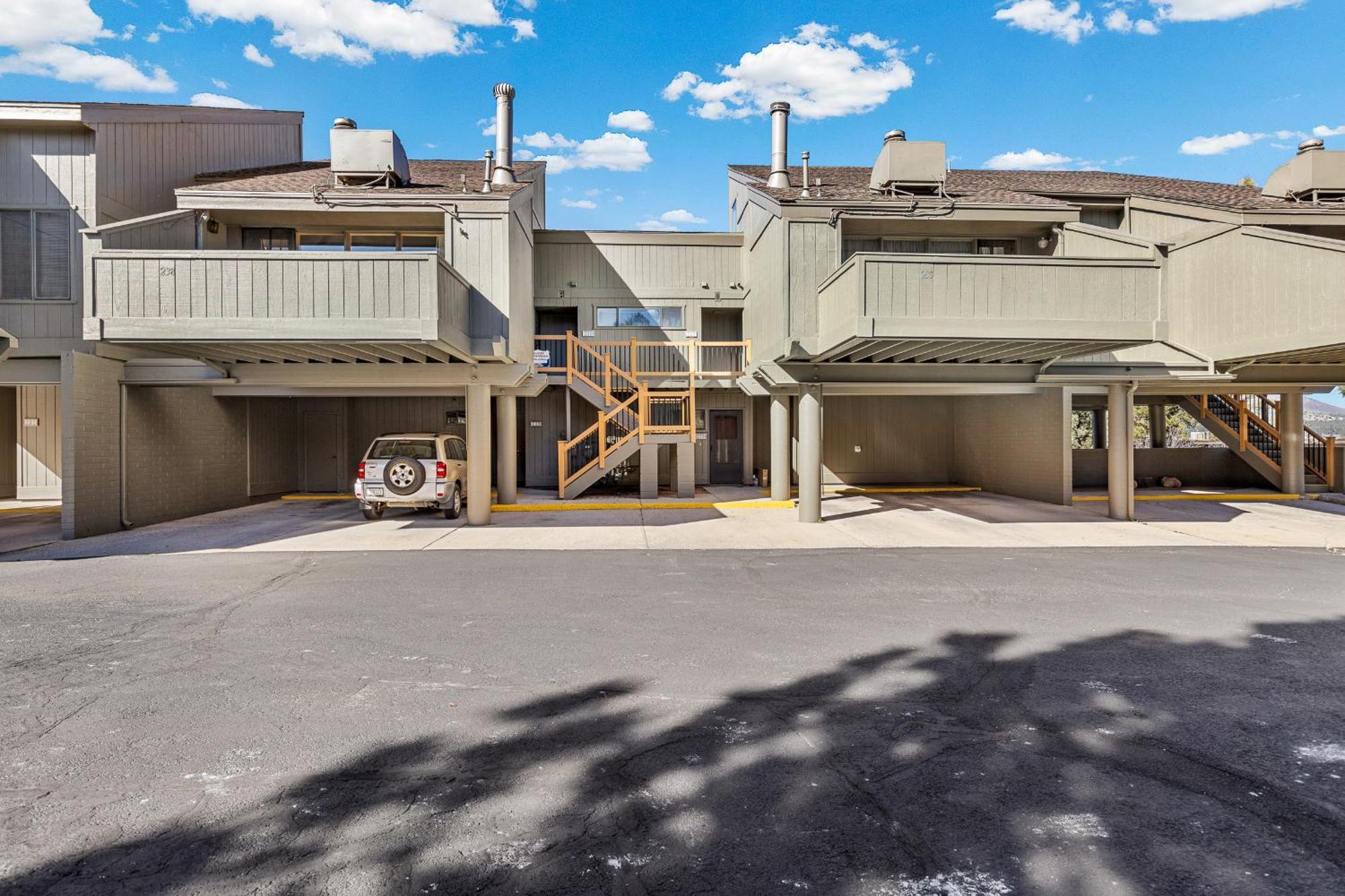 Holiday home Charming Country Club With Loft & Fireplace Flagstaff