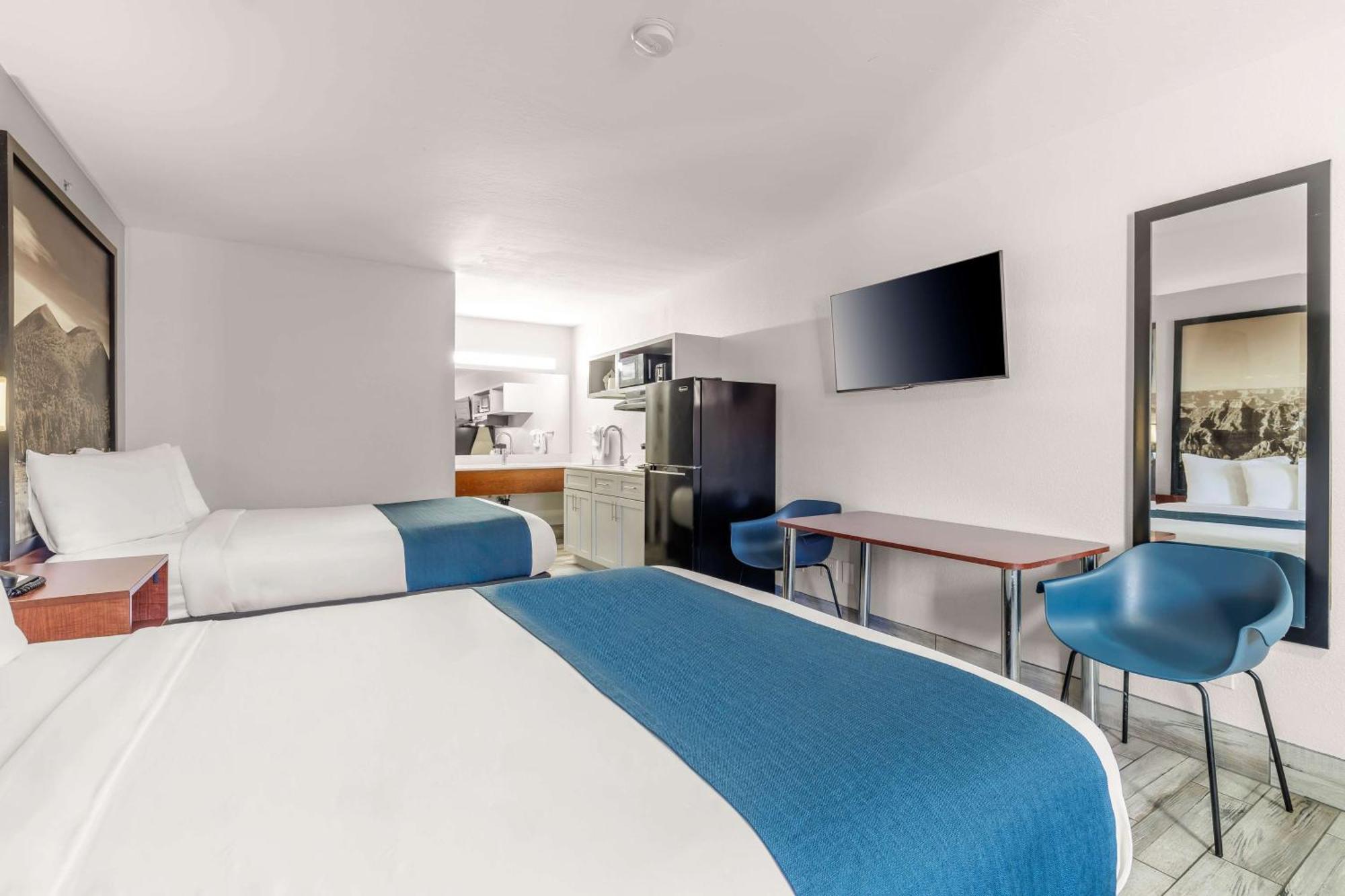Hotel Studio 6 Az 2*