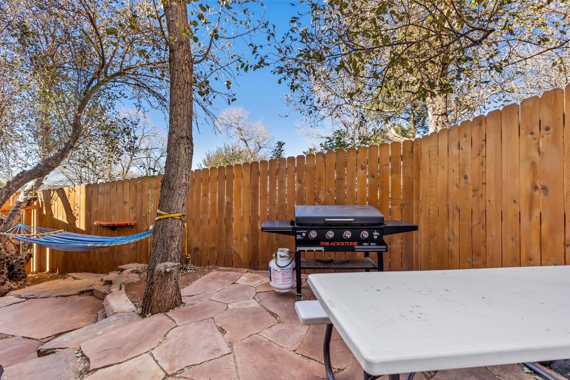 Holiday home Decorated For The Holidays! 2bdr In Downtown