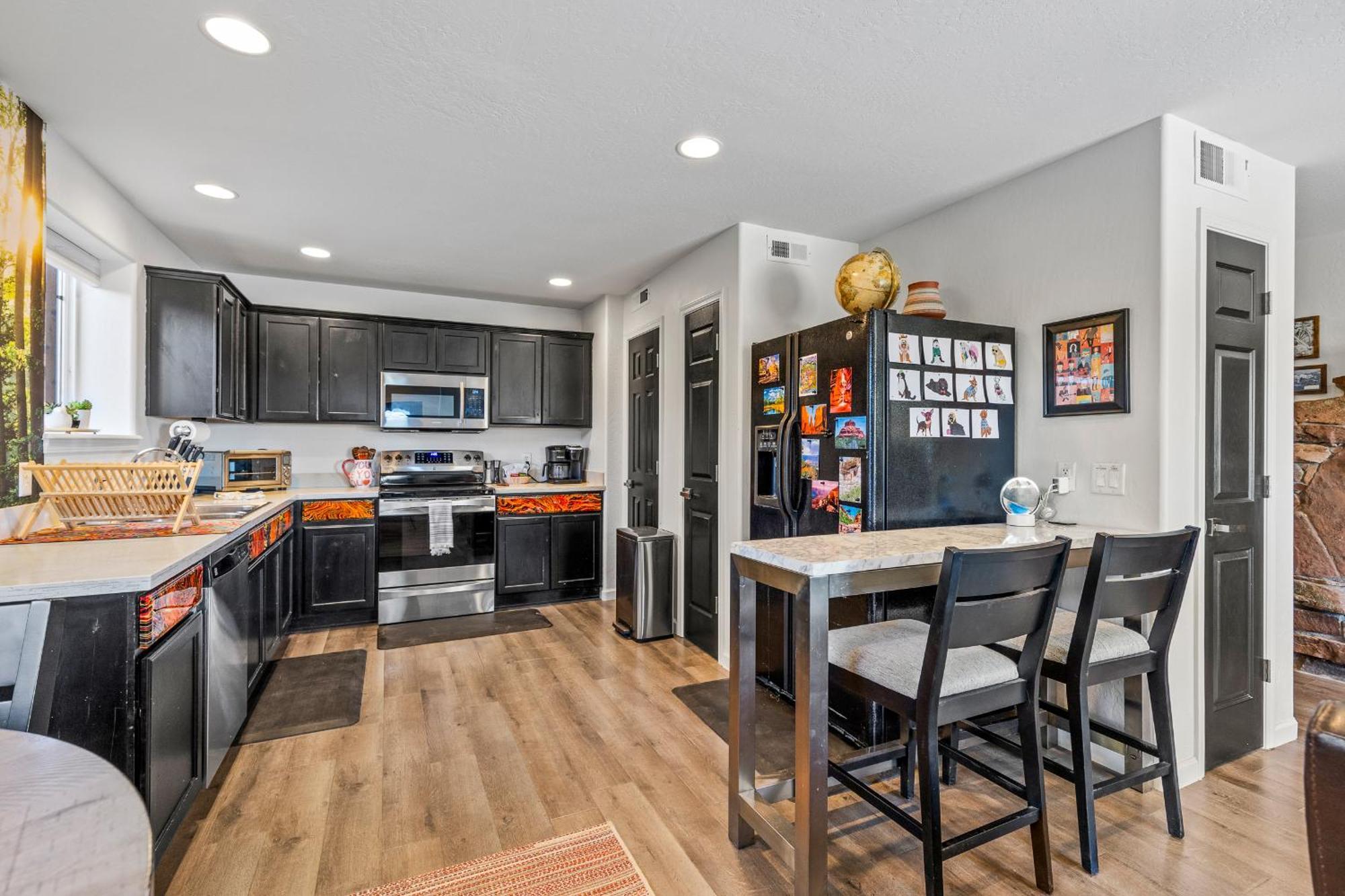 Decorated For The Holidays! 2bdr In Downtown * Flagstaff