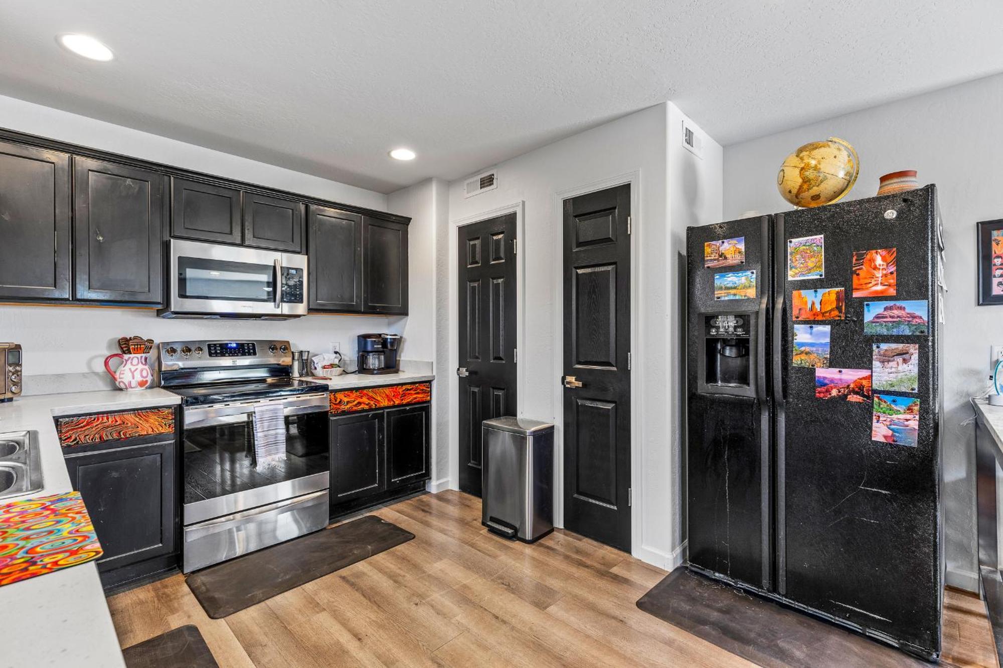 Decorated For The Holidays! 2bdr In Downtown Holiday home
