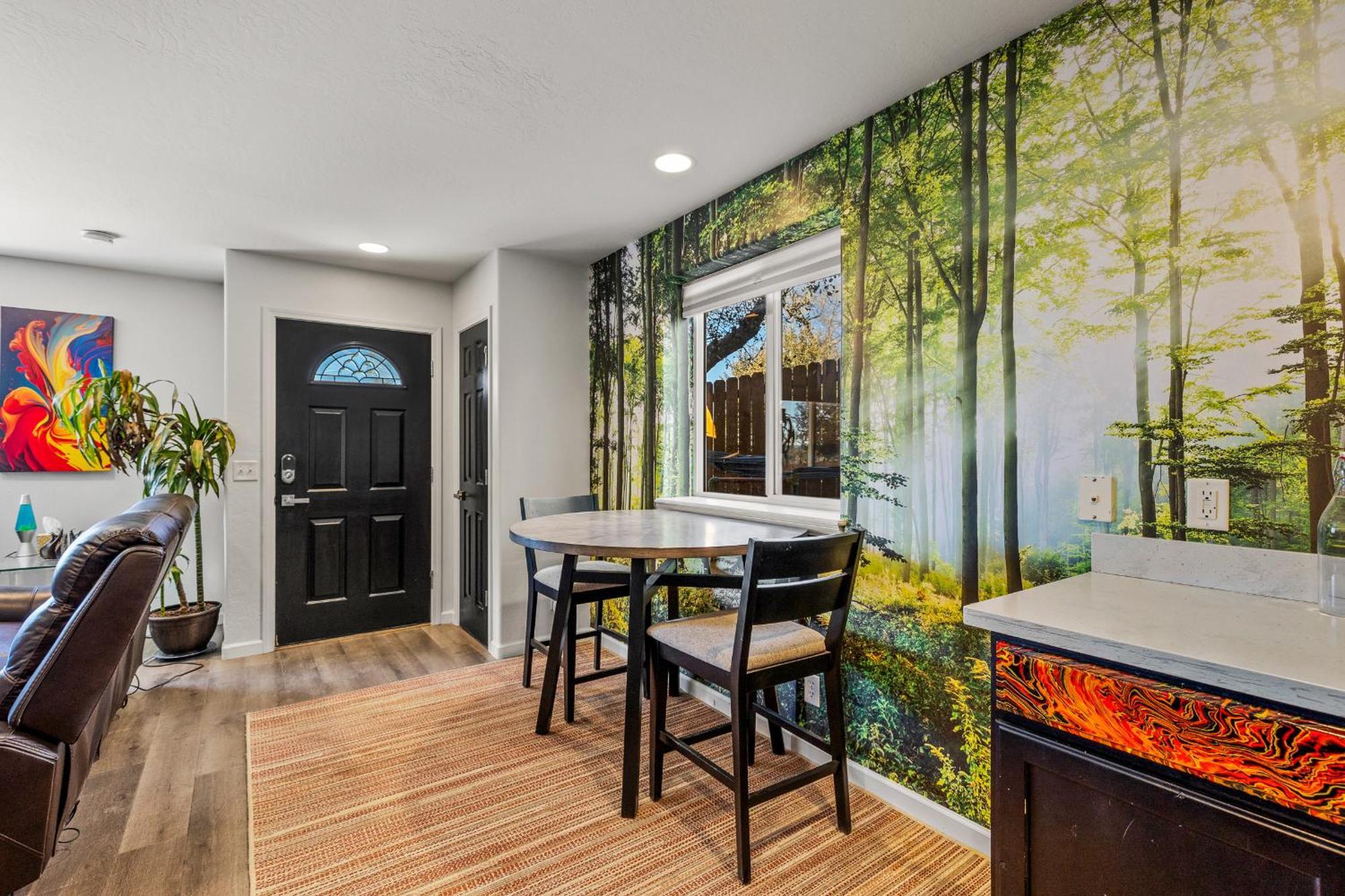 Decorated For The Holidays! 2bdr In Downtown * Flagstaff