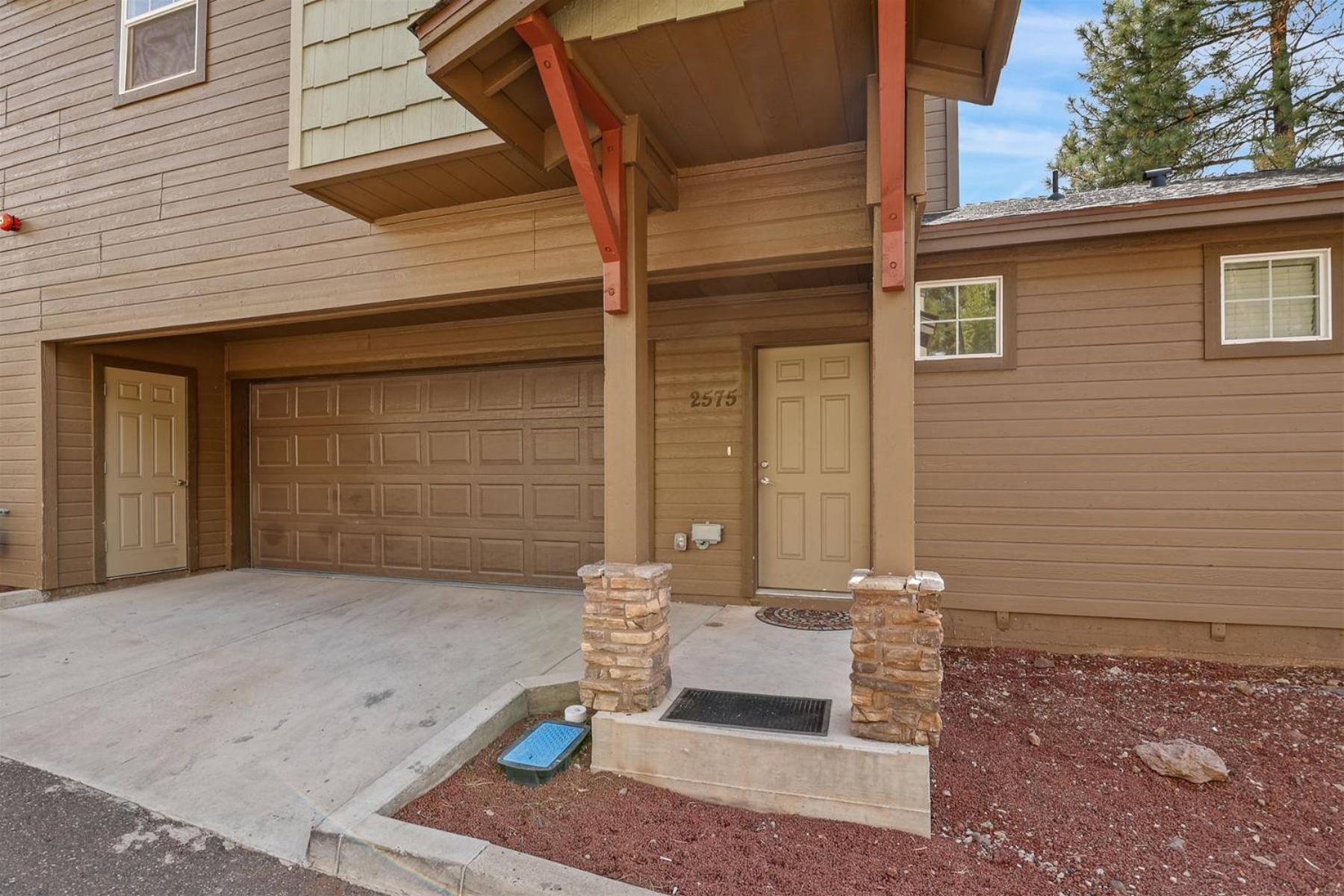 Beautiful Townhome Loaded With Amenities Excellent Location Great Value Ac Villa