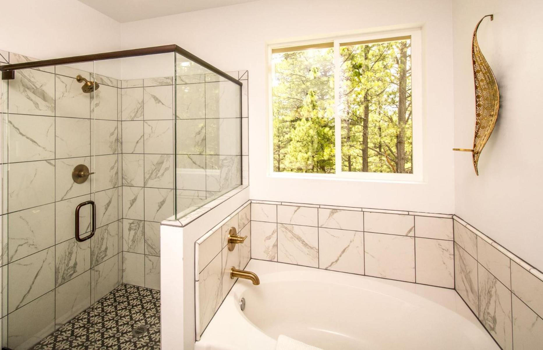 Chic Stylish 4 Bedroom Newly Built Town-home Perfect Location Villa Flagstaff