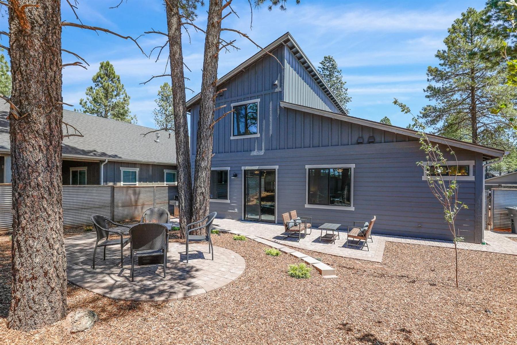 Newly Built Exquisite Luxury Perfect Location Ac Fire-pit And So Much Holiday home