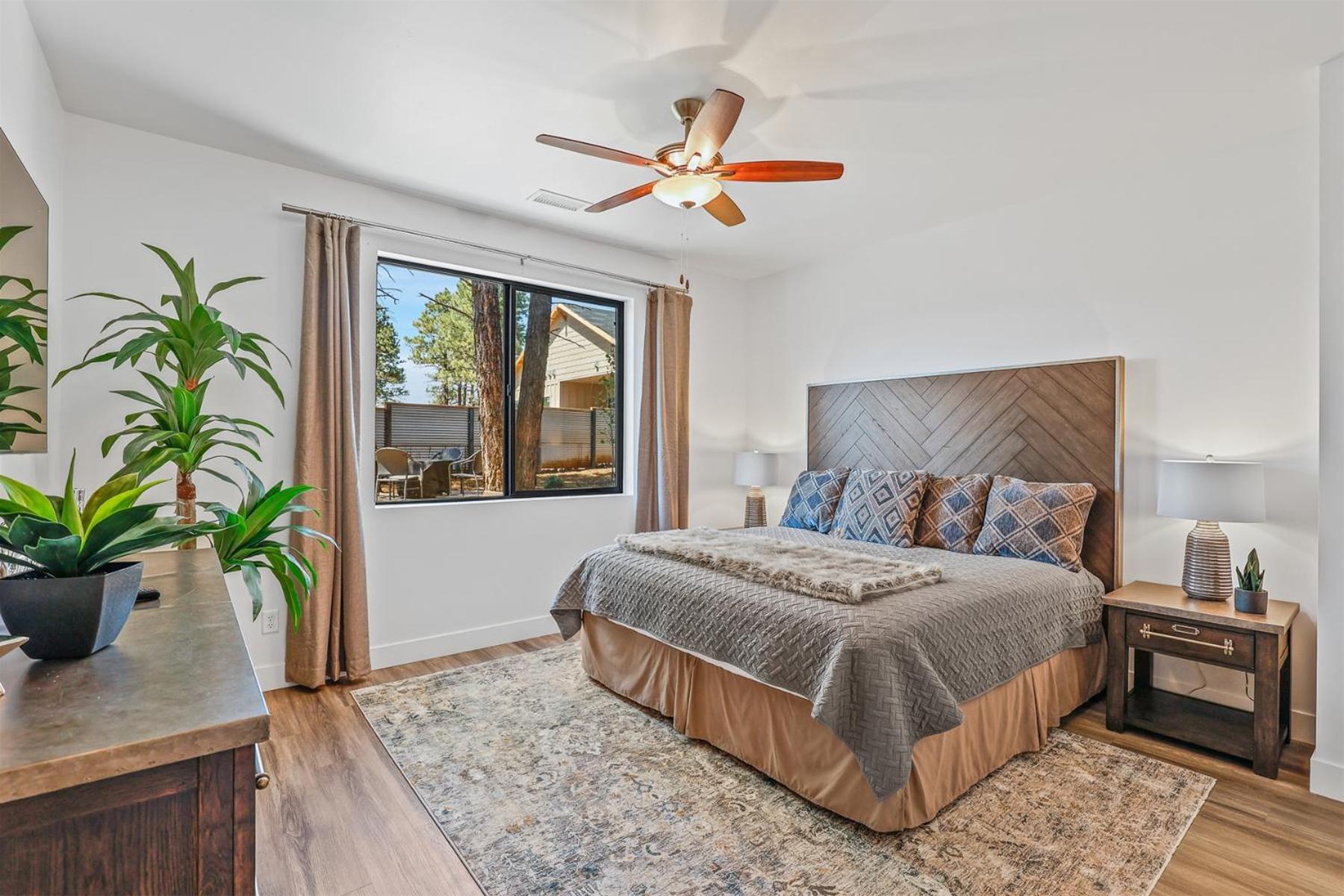 Newly Built Exquisite Luxury Perfect Location Ac Fire-pit And So Much * Flagstaff
