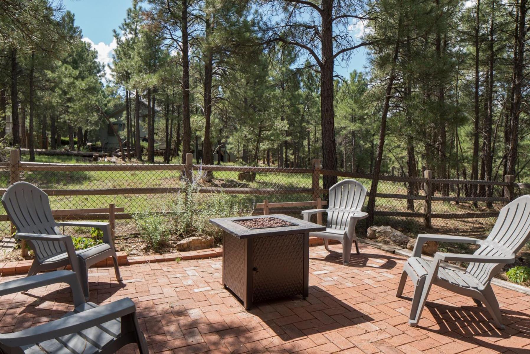 Villa Burning Tree - Forest Views Fire Pit Ac Pet And Family Friendly *