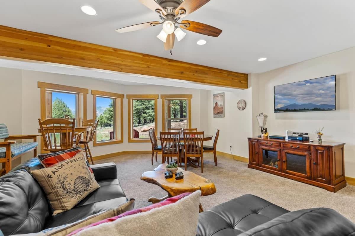 New Cozy Updated Hottub Theater National Forest * Flagstaff
