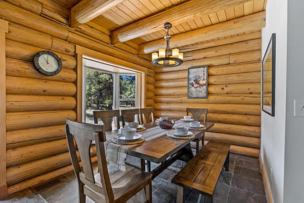 Holiday home New Cozy Updated Hottub Theater National Forest Flagstaff