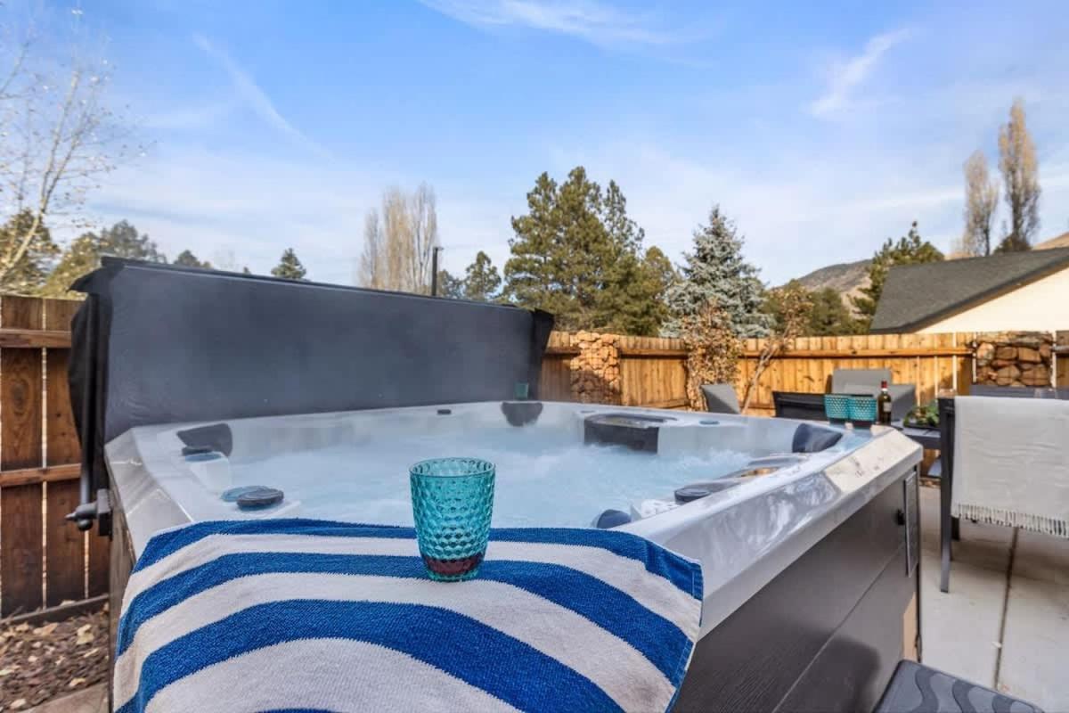 New Interior Design Single Level Hot Tub Retreat