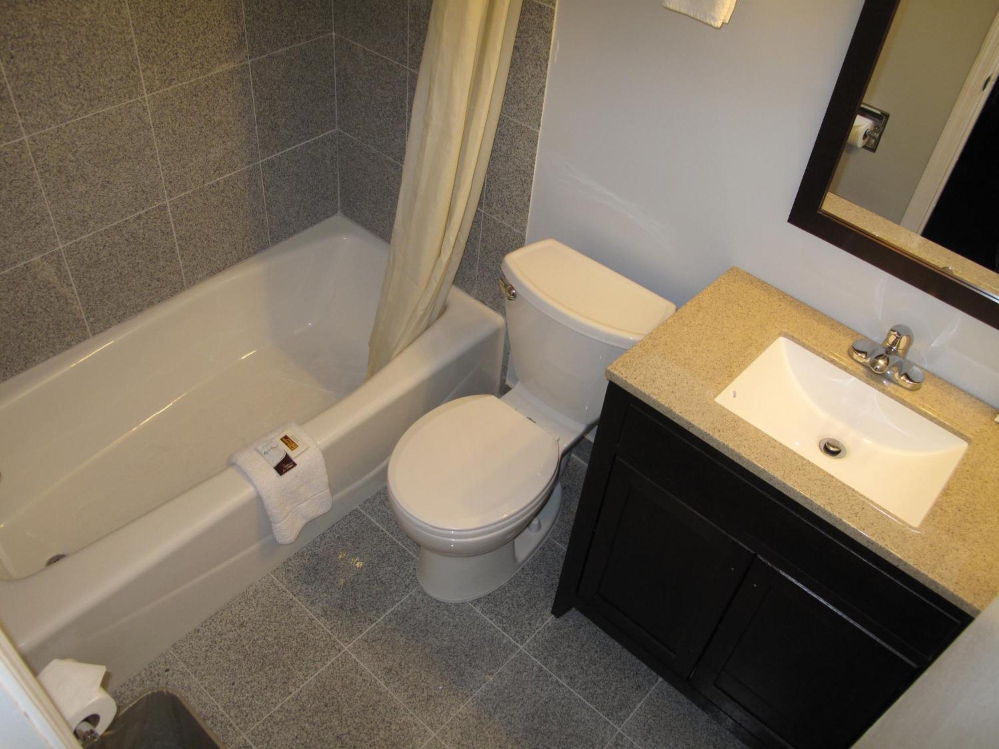 West Nau - Downtown Motel 2*