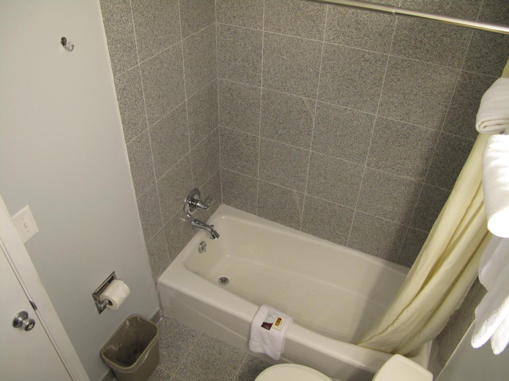 Motel West Nau - Downtown 2*
