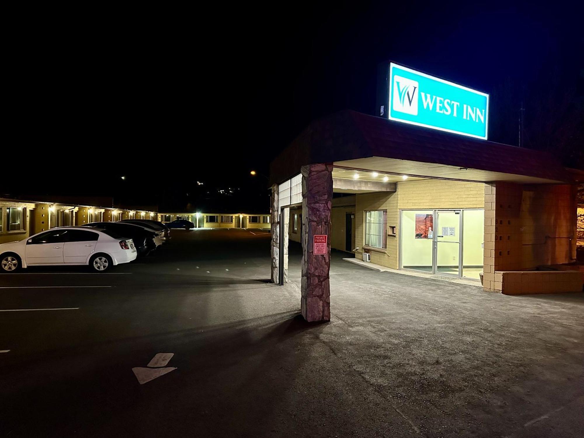 West Nau - Downtown