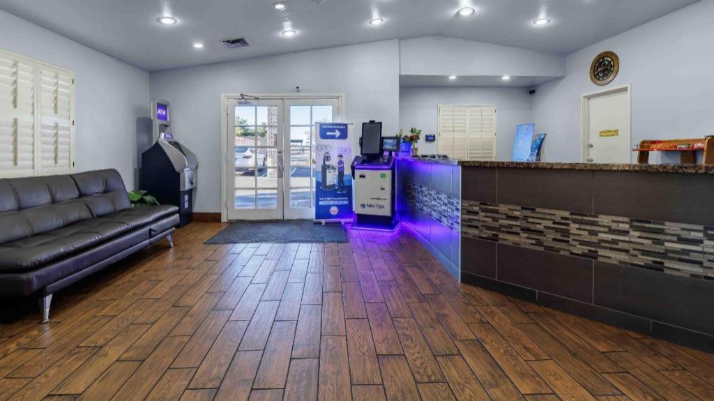 6 Flagstaff, Az 3* Flagstaff
