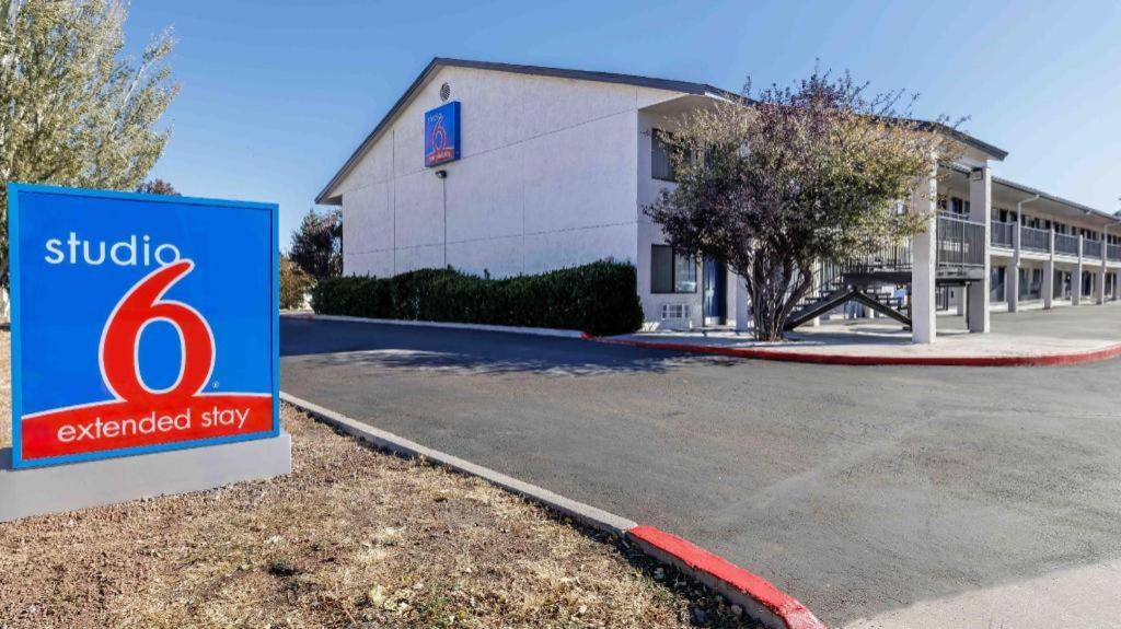 6 Flagstaff, Az Hotel 3*