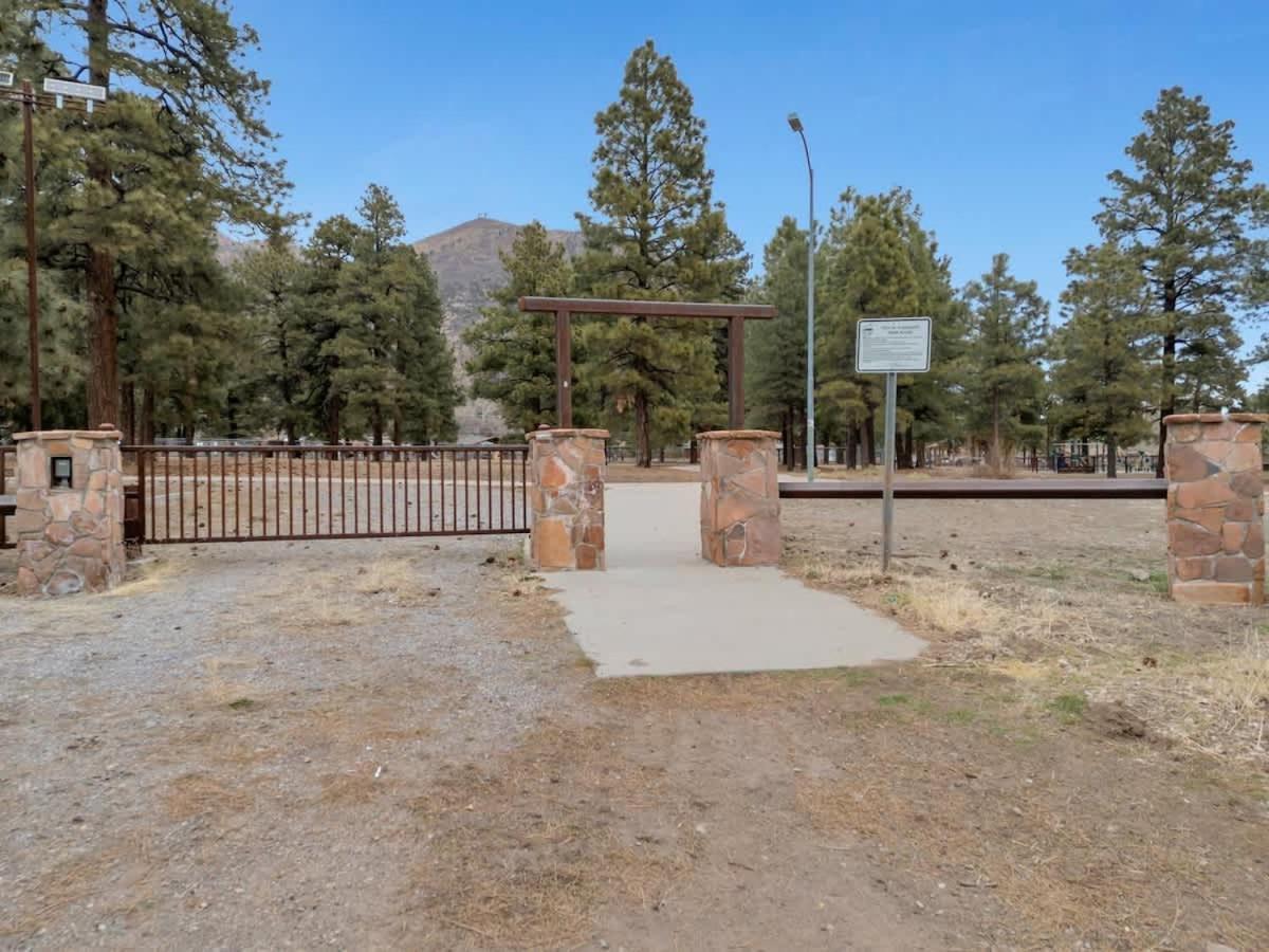 Scenic Mountain Getaway By The Park Flagstaff