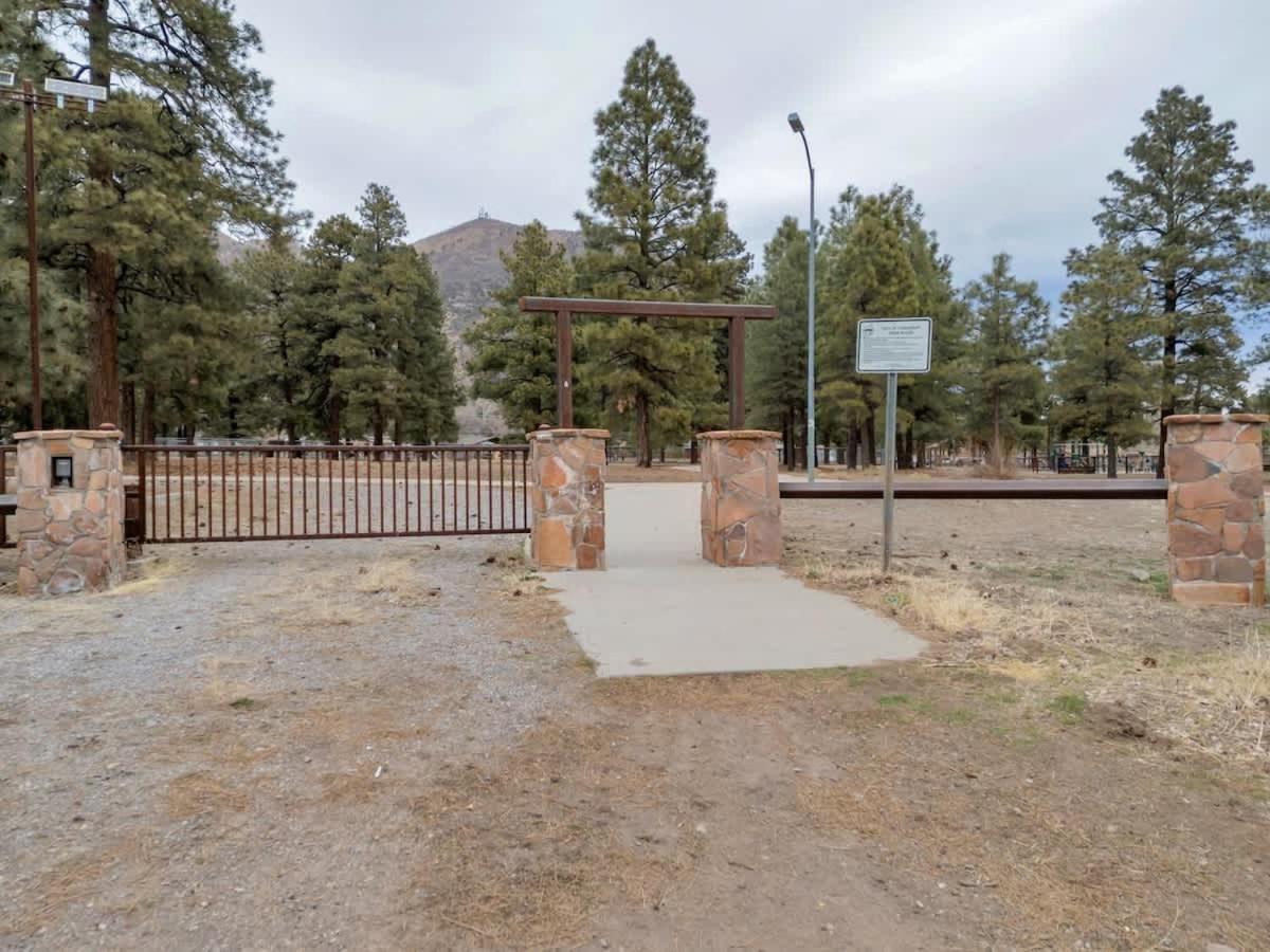 Scenic Mountain Getaway By The Park Holiday home Flagstaff