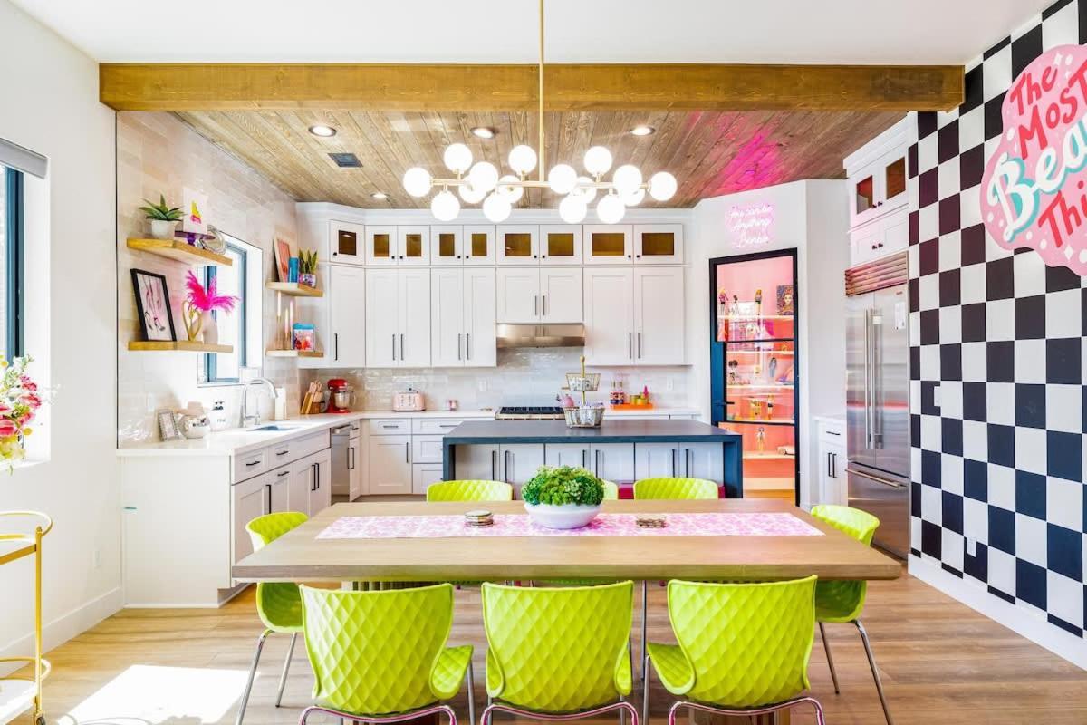 Barbie Dream House Holiday home *