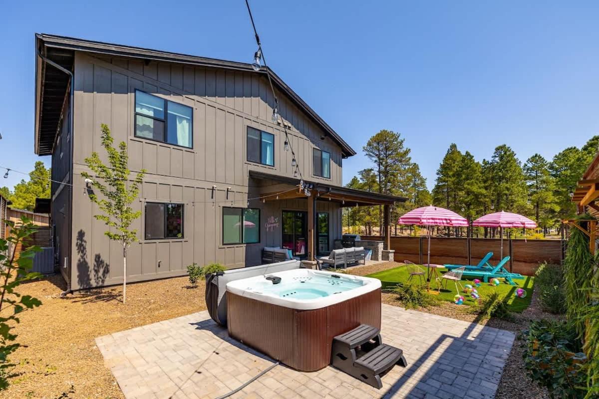 Barbie Dream House * Flagstaff