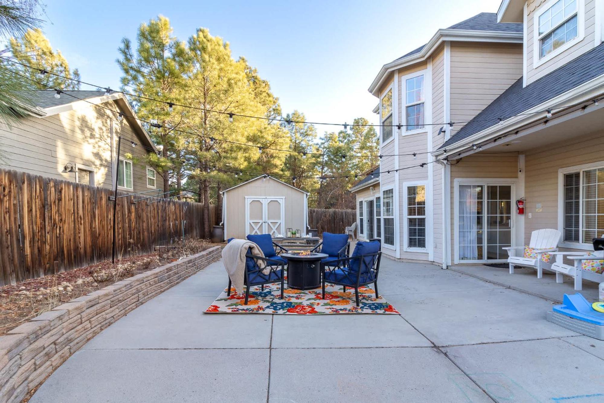 Spacious Retreat With 2 Master Foosball&ac Flagstaff
