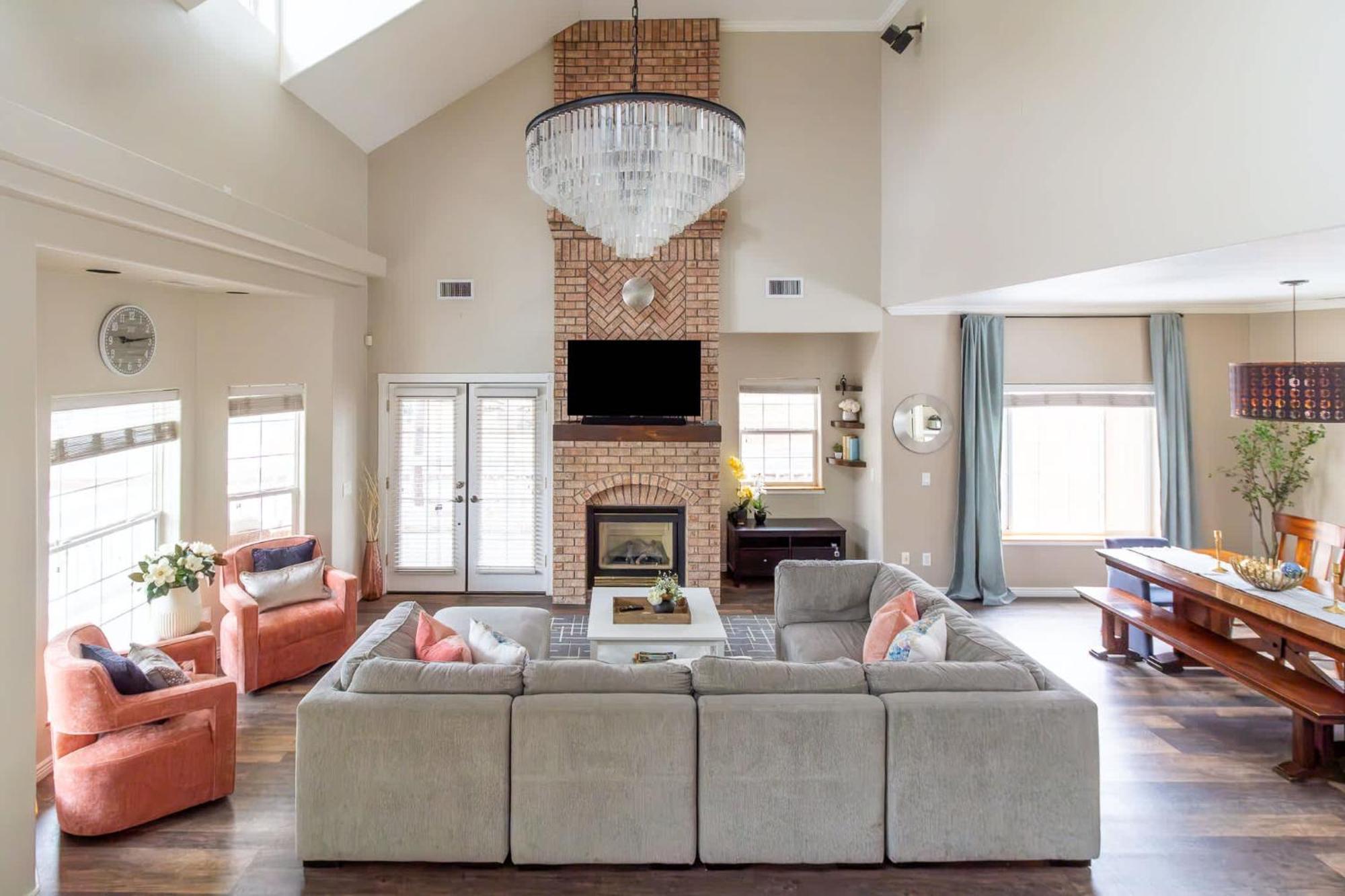 Spacious Retreat With 2 Master Foosball&ac Holiday home