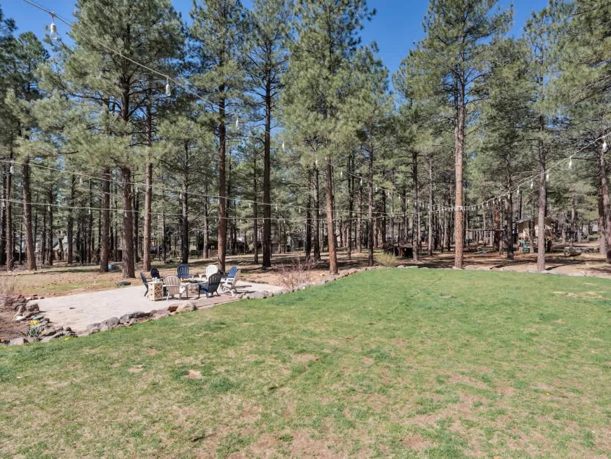 Large Near Violas With Hot Tub Flagstaff