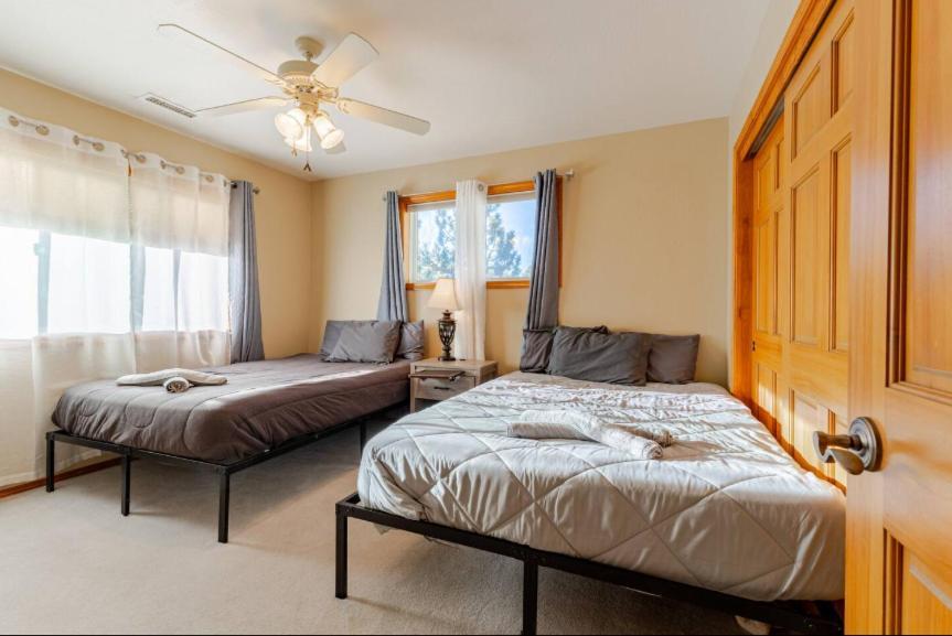 Holiday home 7 Beds With Jacuzzi And Outdoor Patio *