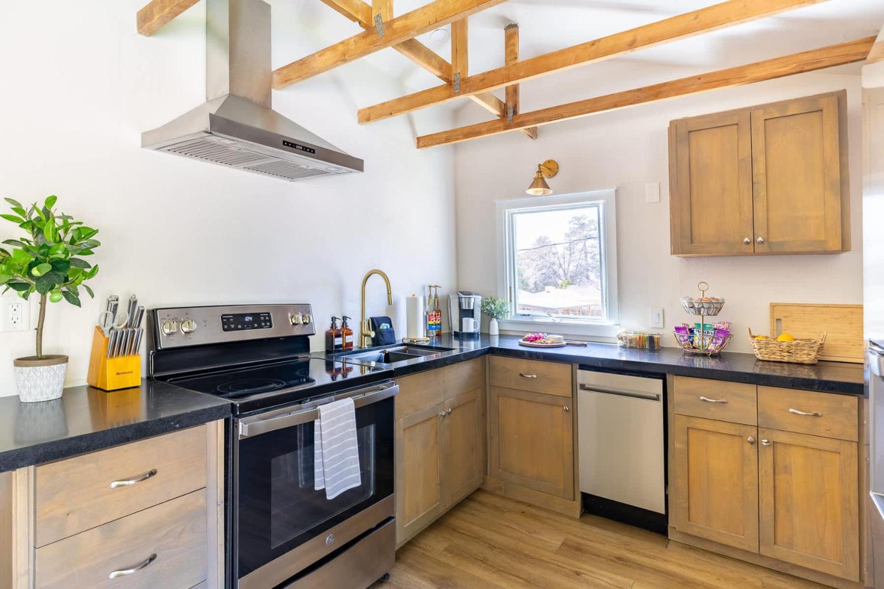 Mtn Escape By Trails & Parks Holiday home
