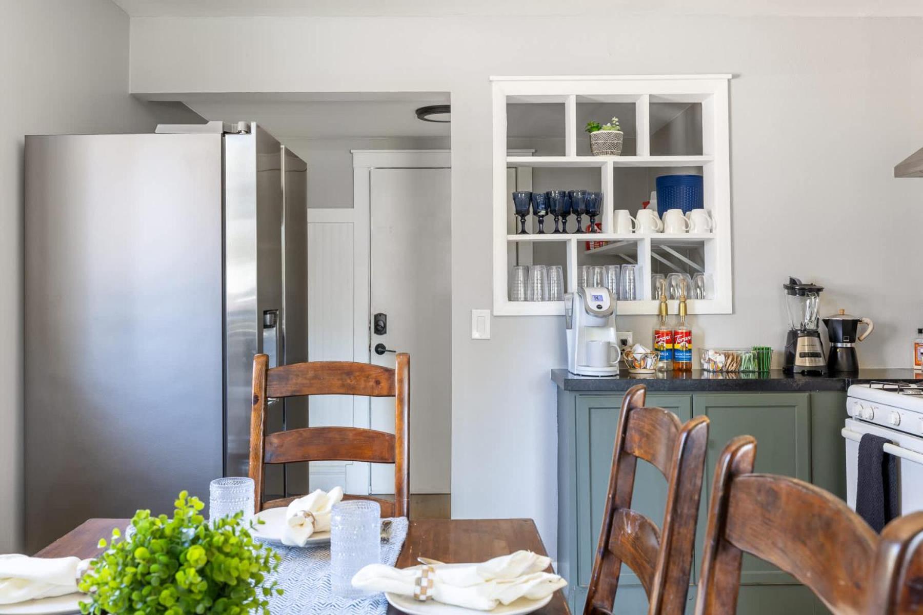 Scenic Mountain Getaway By The Park Holiday home