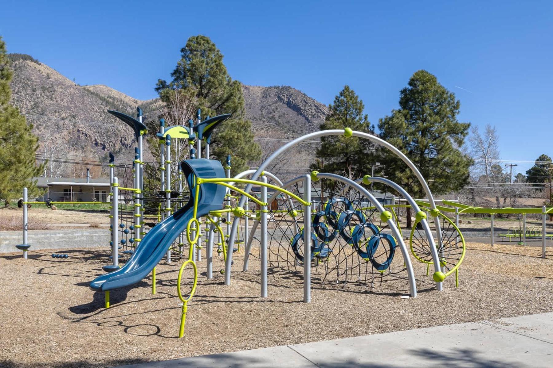 Scenic Mountain Getaway By The Park * Flagstaff