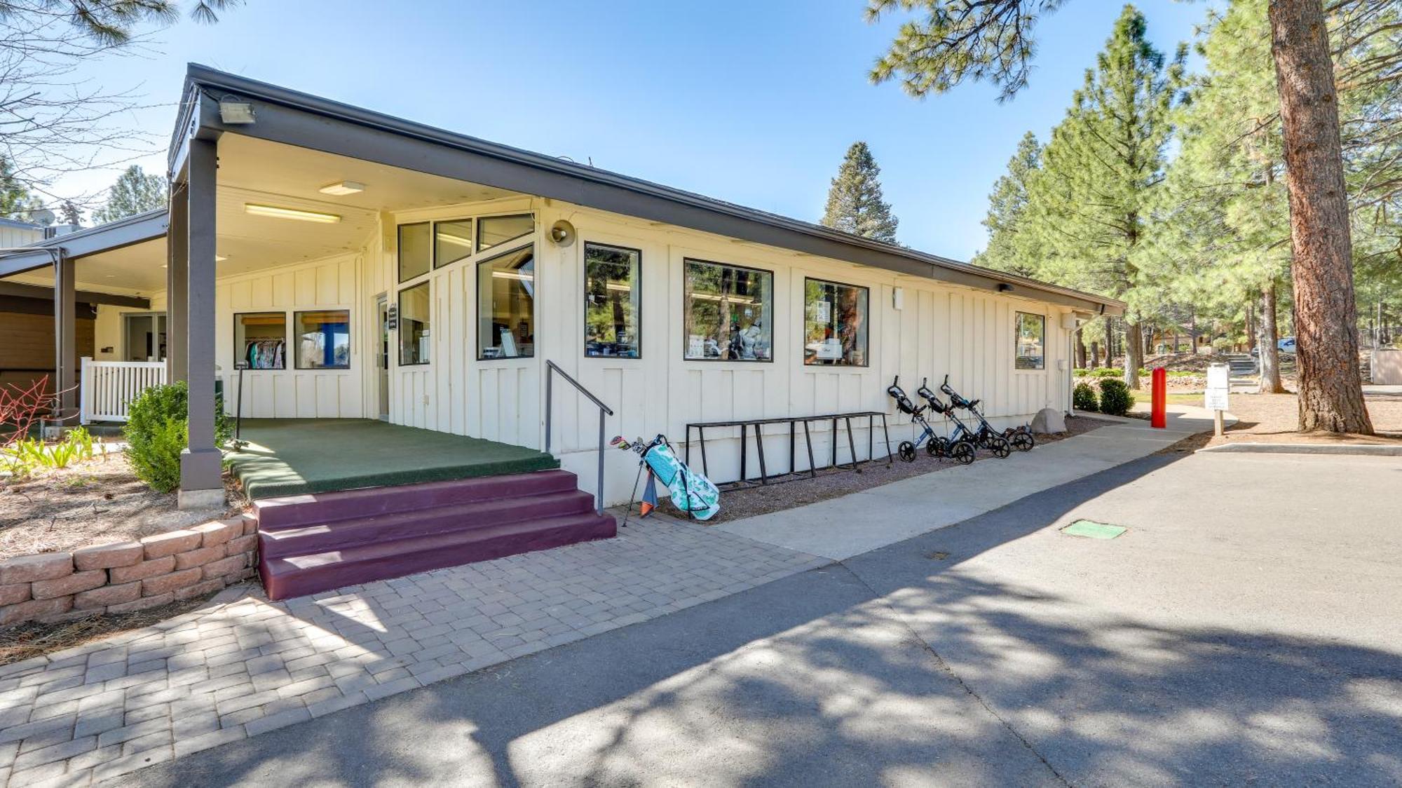 Townhome Near Dtwn Grill, Golf And Relax! Holiday home Flagstaff