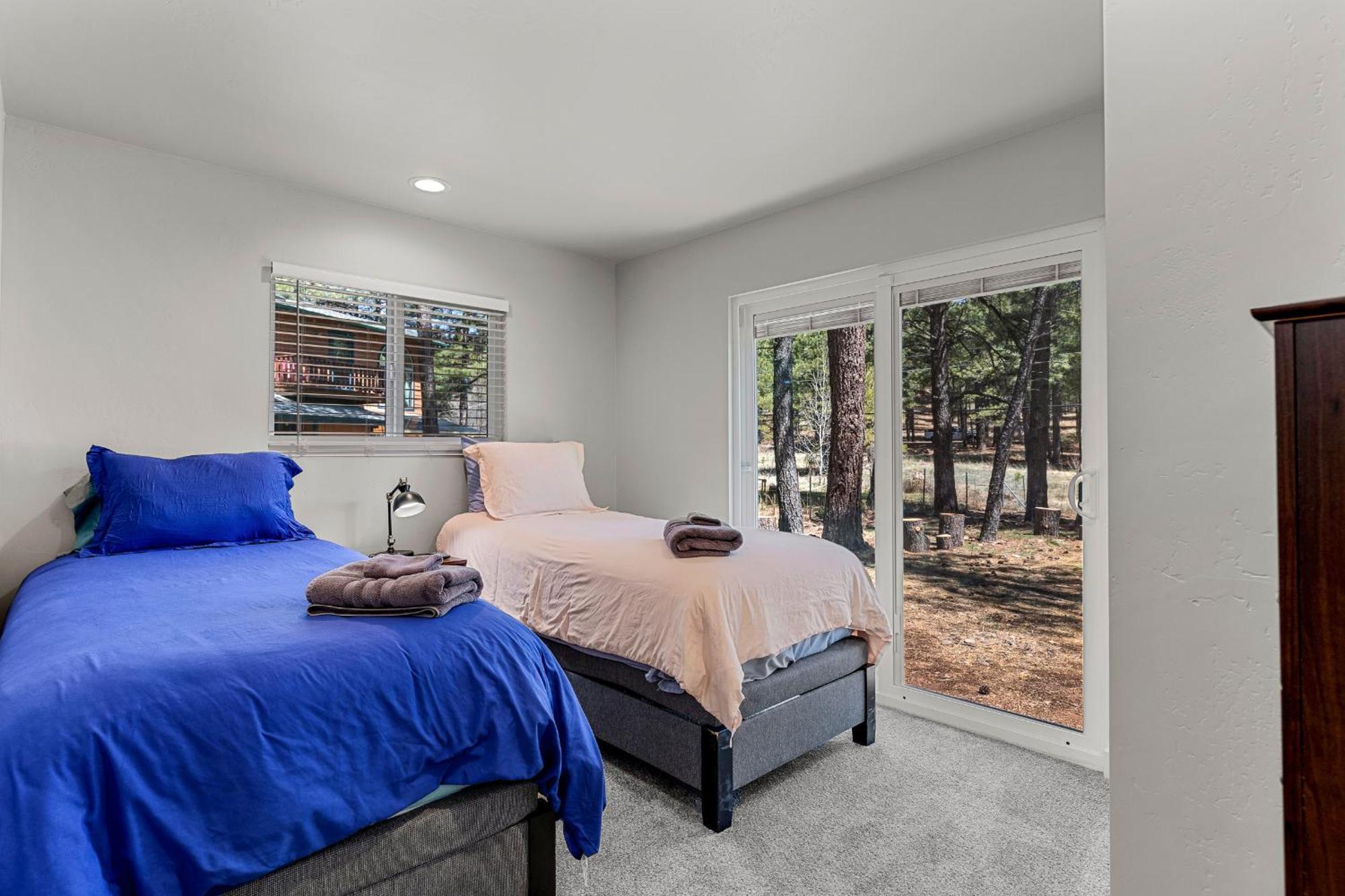 Pine Del 3bdr In Forested *