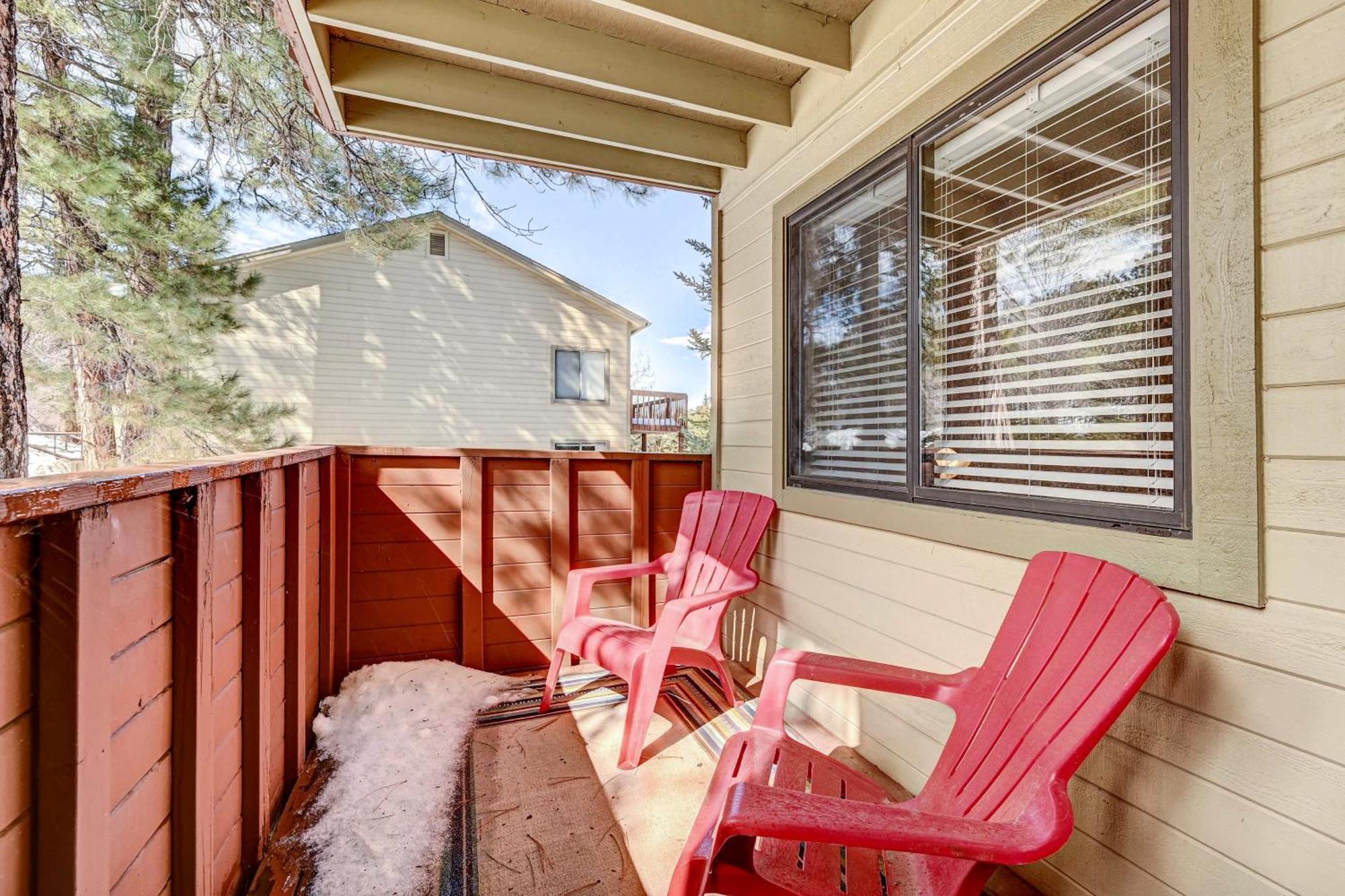 With Balcony In Golf Community! Apartment Flagstaff
