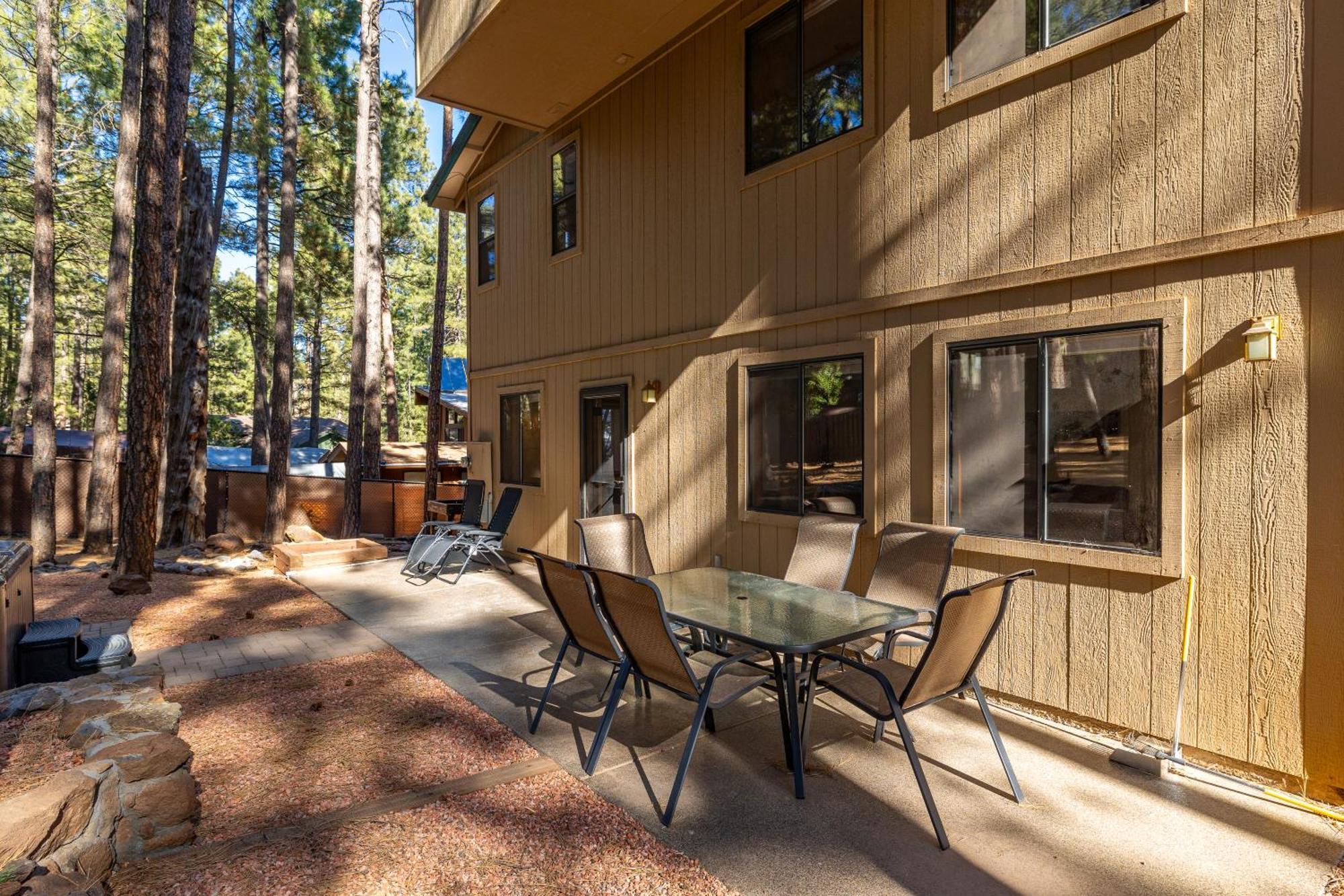 Retreat: Deck Game Stunning Views Flagstaff