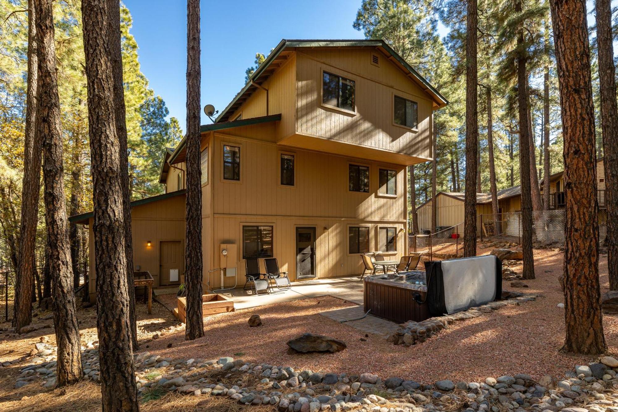 Retreat: Deck Game Stunning Views *