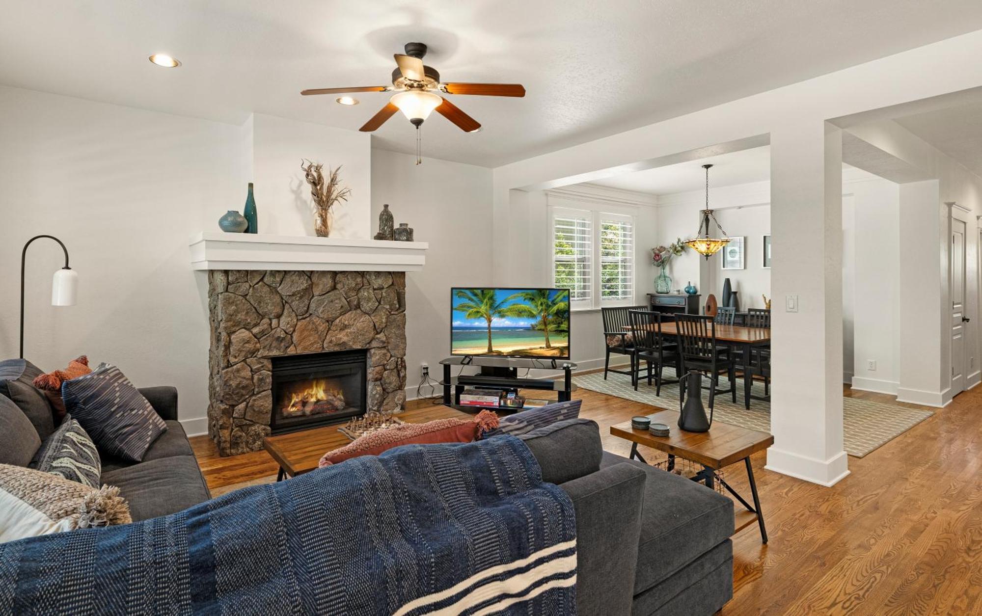 Ponderosa Escape Stunning Location Incredible Game Urban Trail System Ac Ev-charger Holiday home Flagstaff