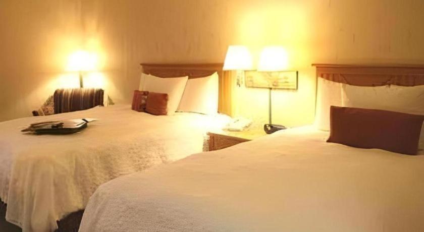 Flagstaff Hotel 3*