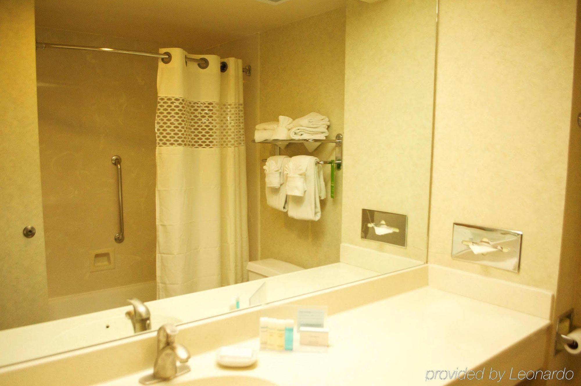Hampton & - West Hotel 3*
