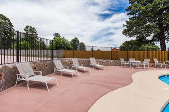 Howard Johnson By Wyndham 2*