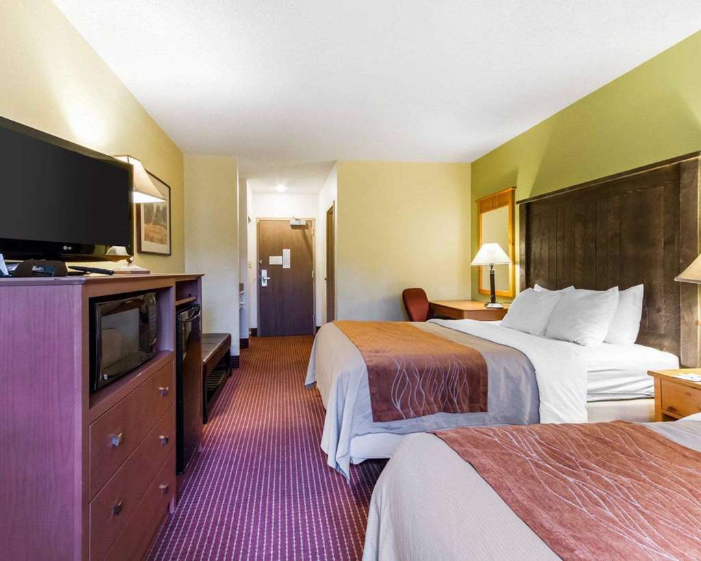 Comfort I-17 & I-40 Inn