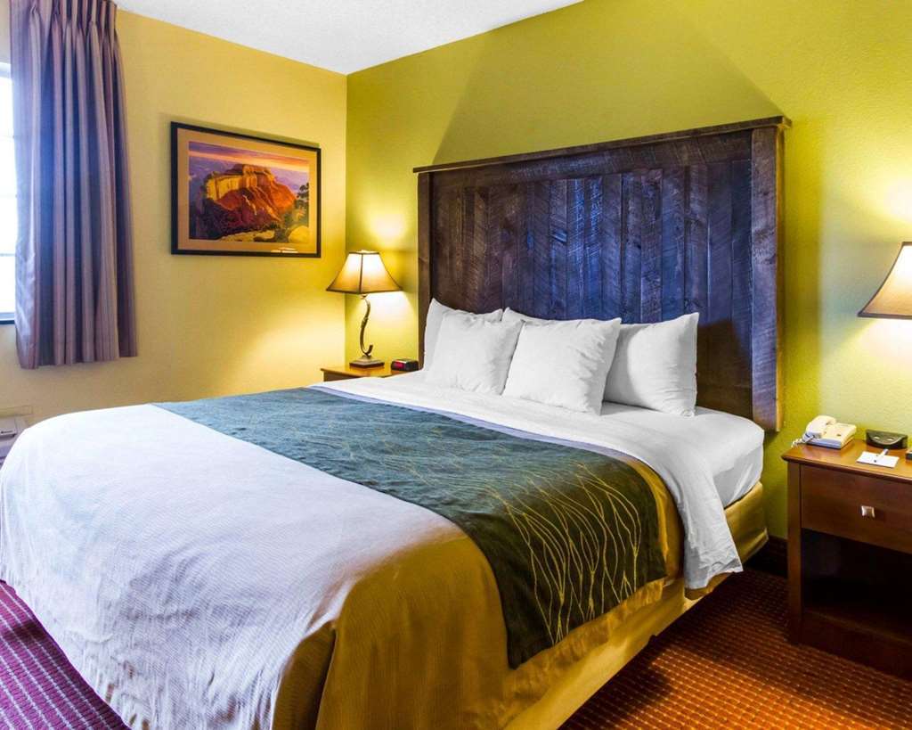 Inn Comfort I-17 & I-40