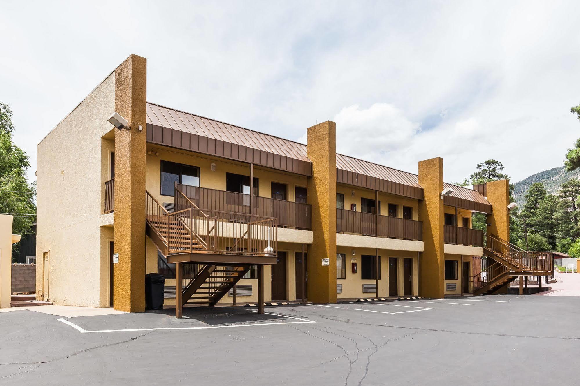 Howard Johnson By Wyndham Flagstaff