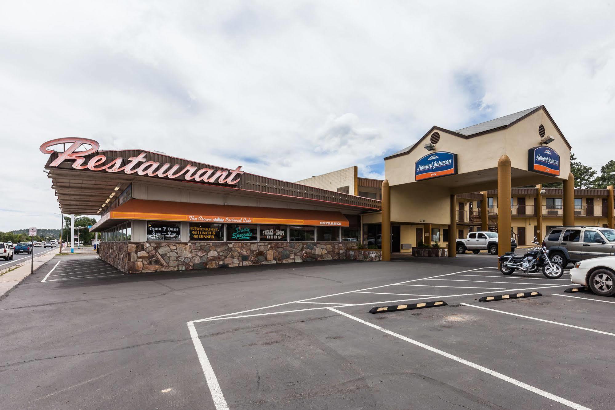 Hotel Howard Johnson By Wyndham 2*
