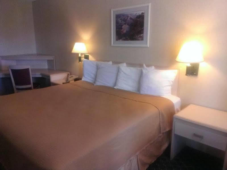 Studio 6 Az Hotel 2*