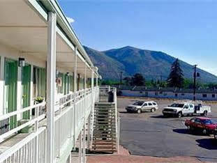 Americas Best Value And Flagstaff