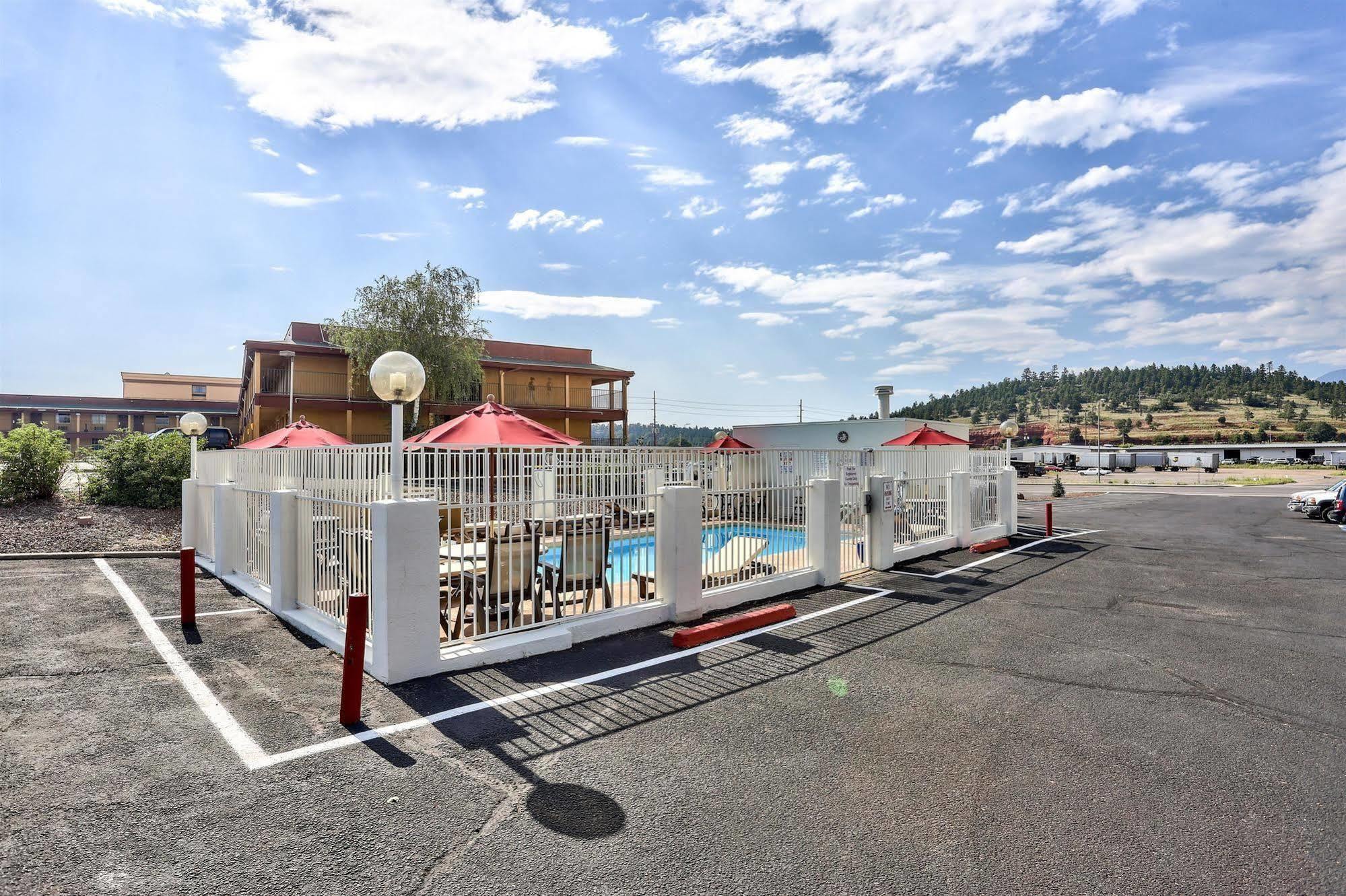 Hotel 6 Flagstaff, Az 3*