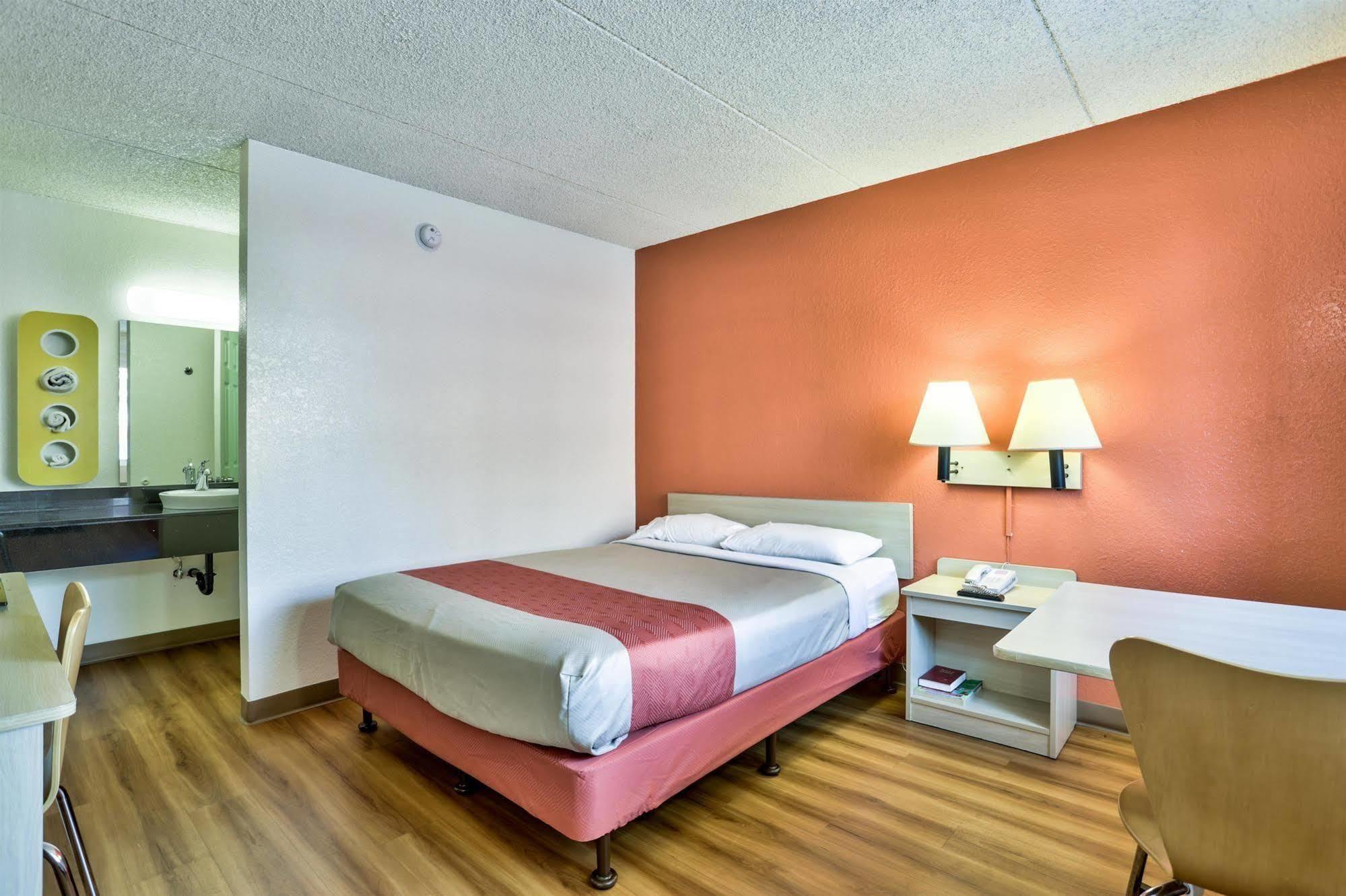 Hotel 6 Flagstaff, Az Flagstaff