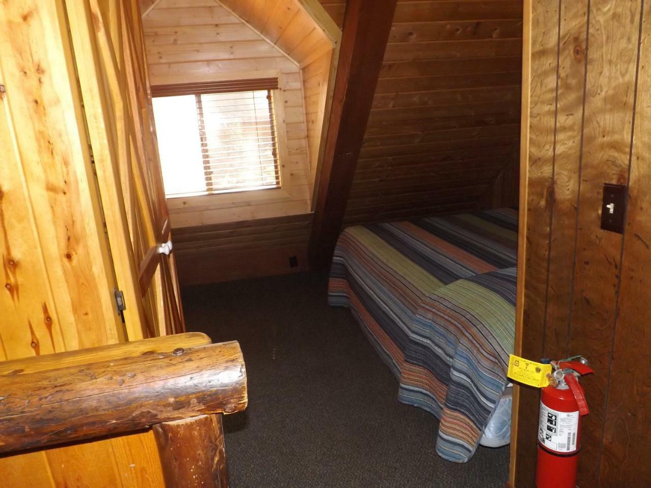 Arizona Mountain & Inn 2*