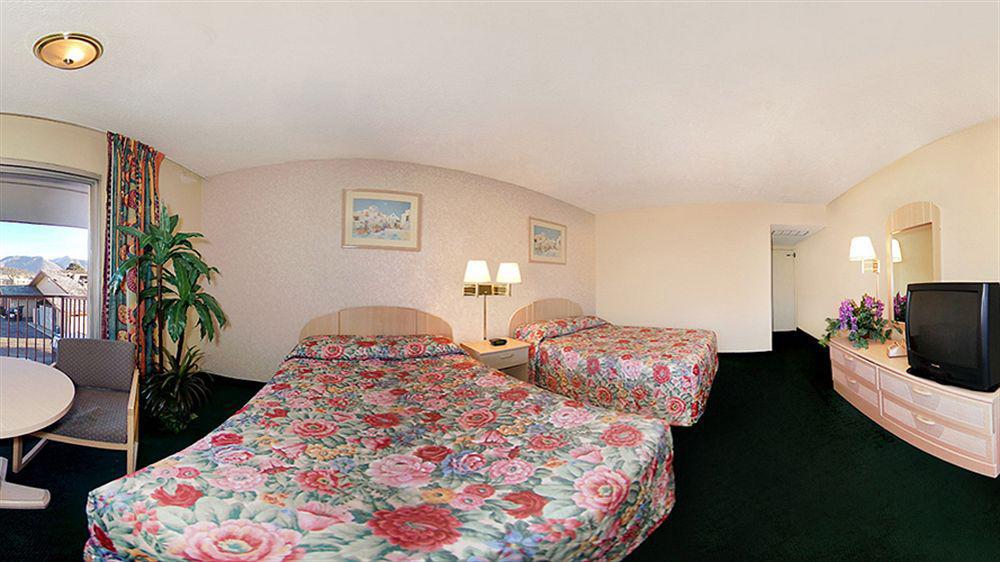 Elev8 I-40 Exit 198 Butler Ave Hotel Flagstaff