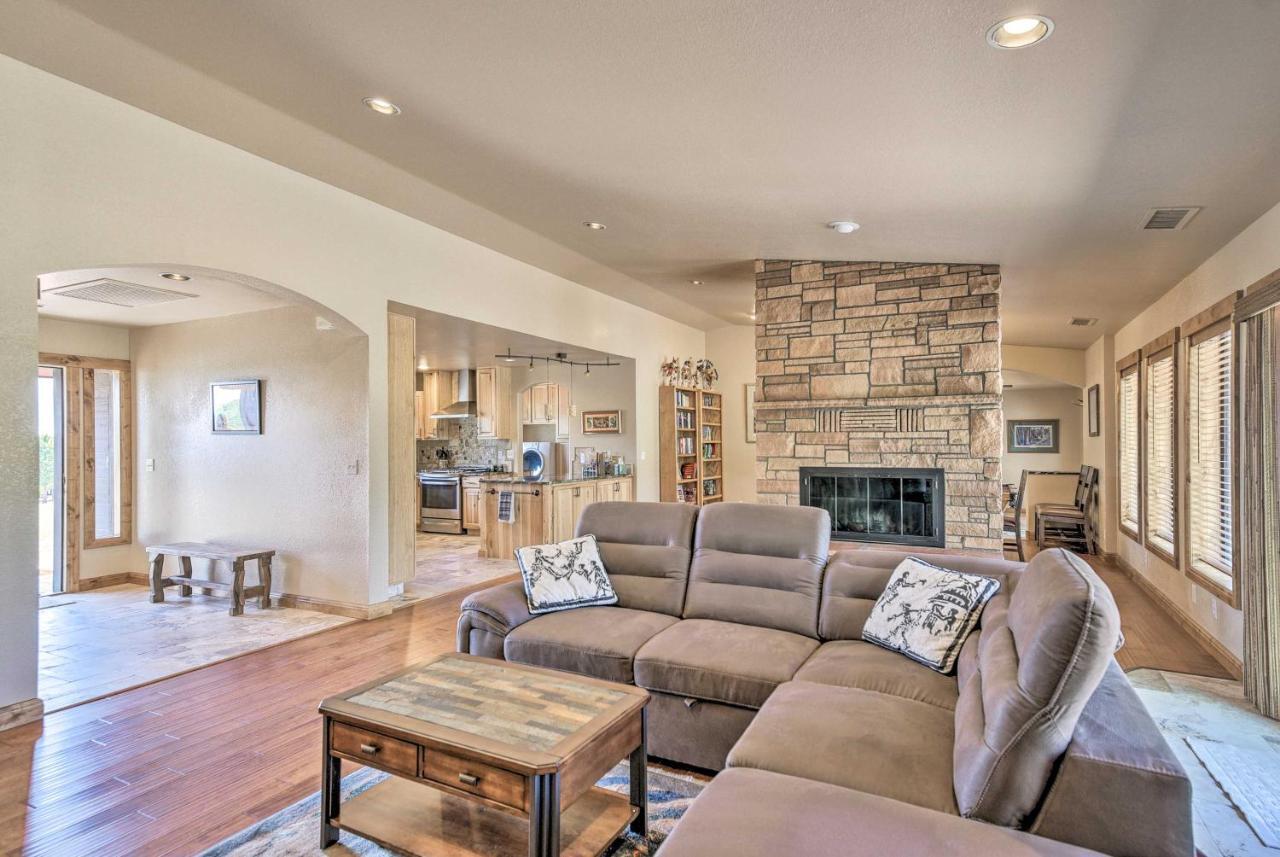 Lovely With Bbq And Mountain Views! *